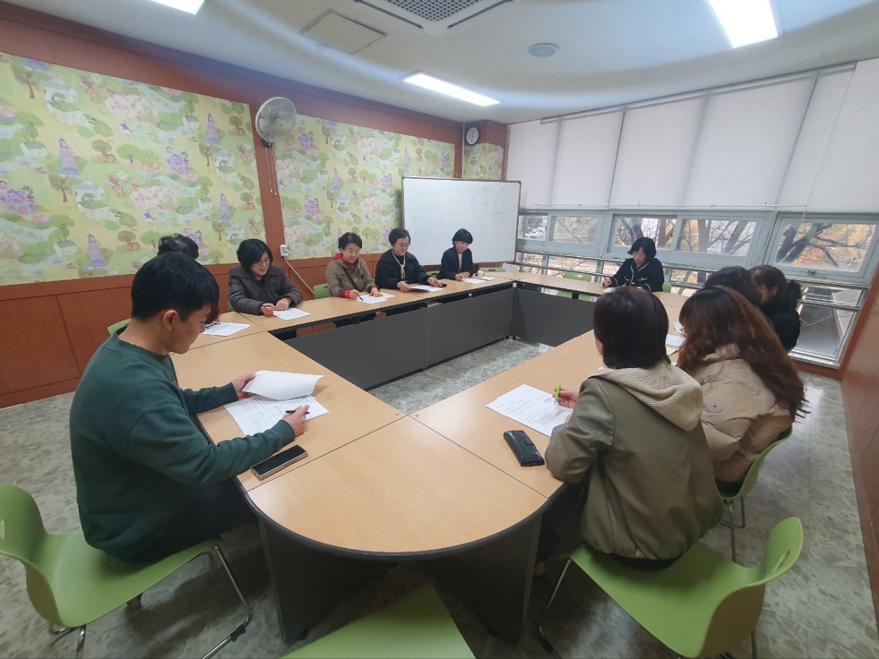 연수구 옥련2동 행정복지센터는 지난 20일 2024년 하반기 신규 위촉통장을 대상으로 통장 업무교육을 진행했다